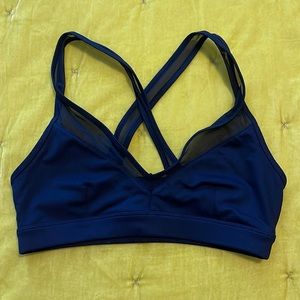 Black Alo Yoga sports bra